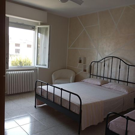 Casa Vacanze Il Fiore Di Loto Apartamento Zibido San Giacomo Exterior foto