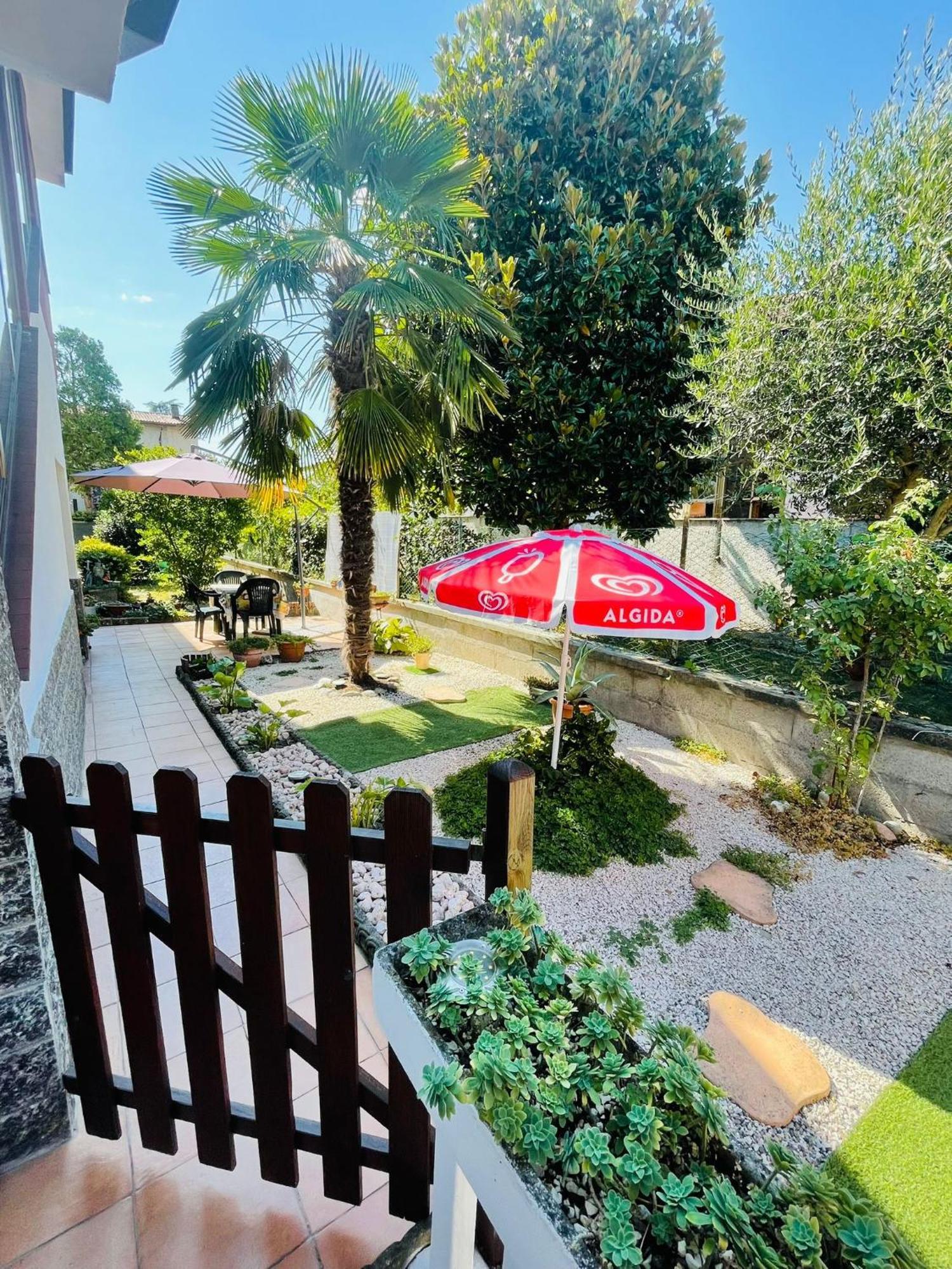 Casa Vacanze Il Fiore Di Loto Apartamento Zibido San Giacomo Exterior foto